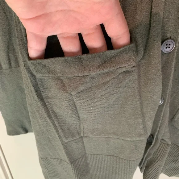 Tommy Bahama olive green button down cardigan. Size S. - Picture 5 of 10